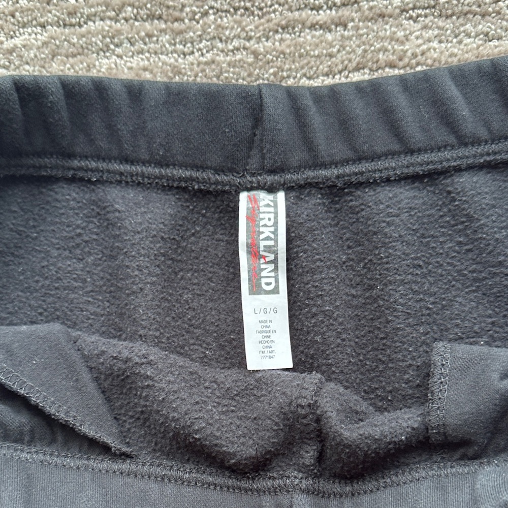 Kirkland/Costco Signature Women’s Fleece-Lined Sweatpants - Picture 2 of 6